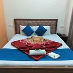 Hotel Holiday Inn Paradise