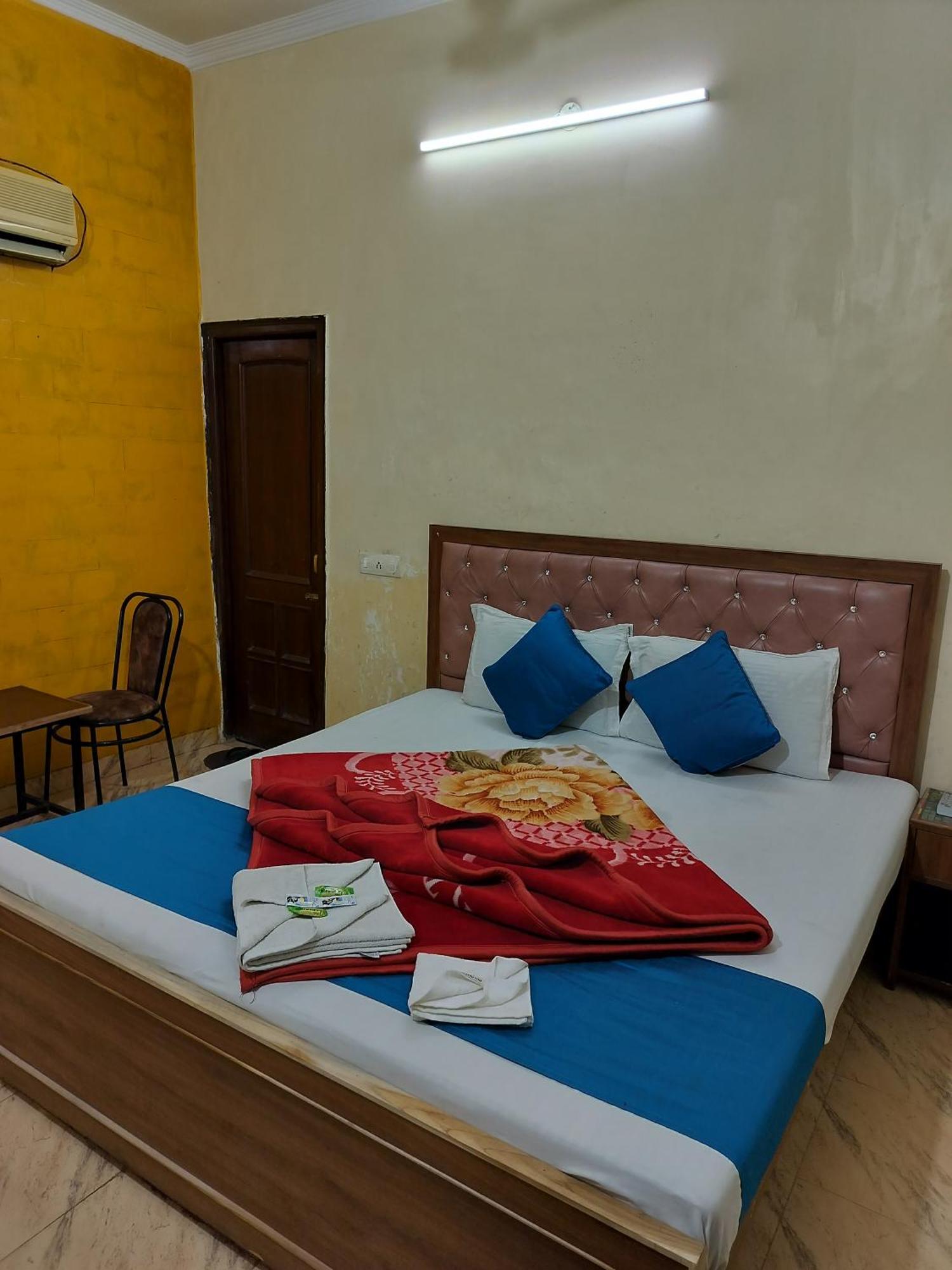 Hotel Paradise Chandigarh
